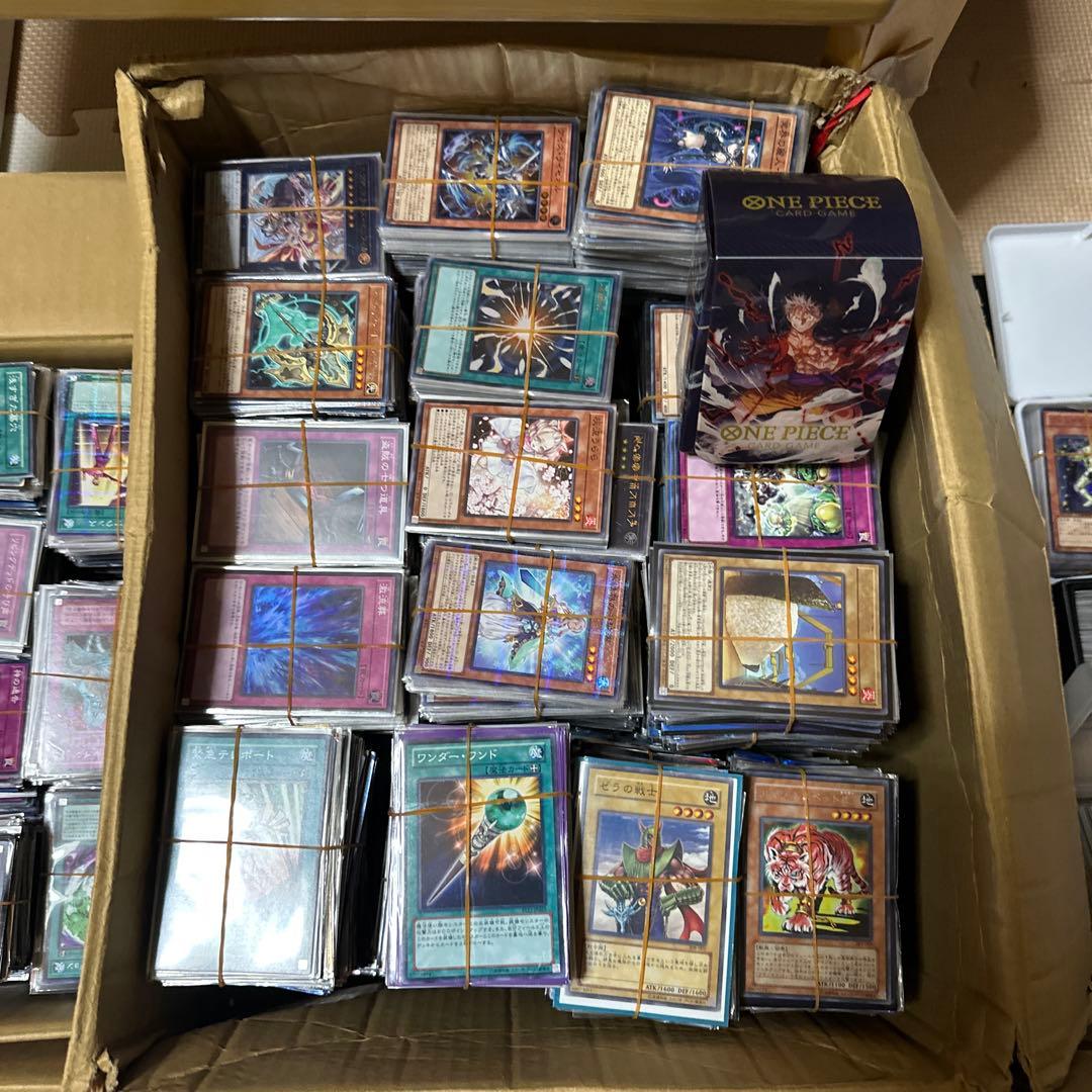 遊戯王　超大量　初期含む　光り物大量