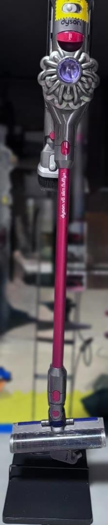 【ジャンク】dyson v8 slim fluffy+ スティッククリーナー本体