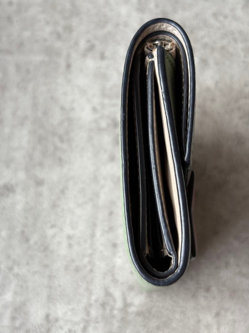 LOEWE グリーンレザー 三つ折り財布