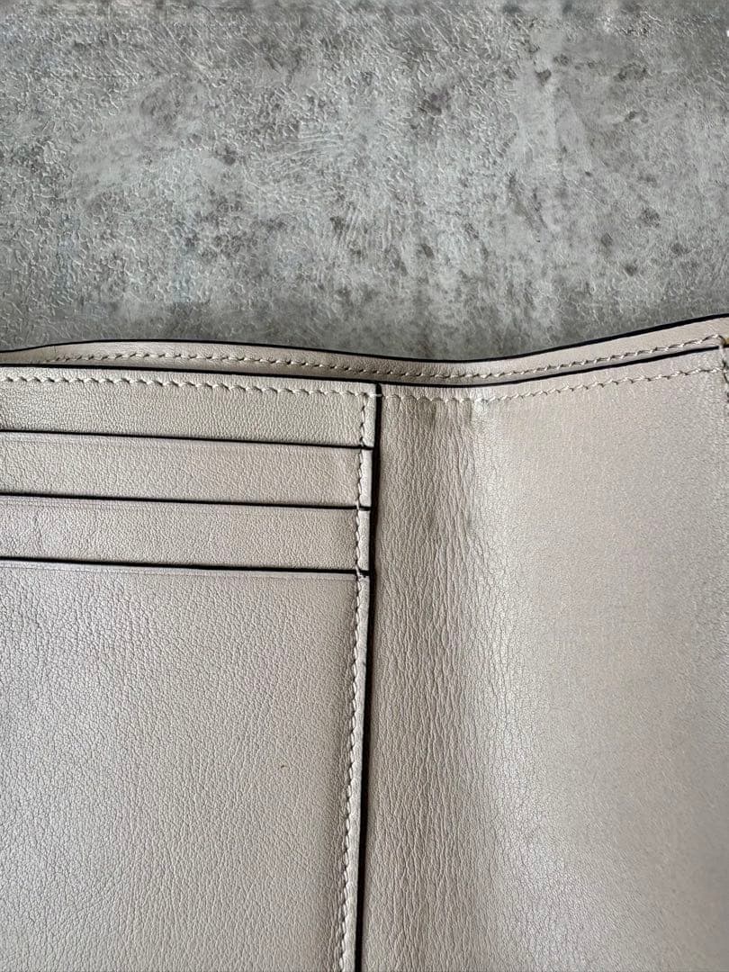 LOEWE グリーンレザー 三つ折り財布