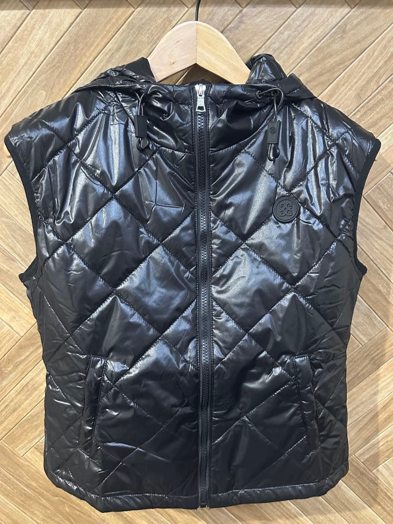 新品未使用新作G/FOREジーフォアレディースベストsizeSブラック