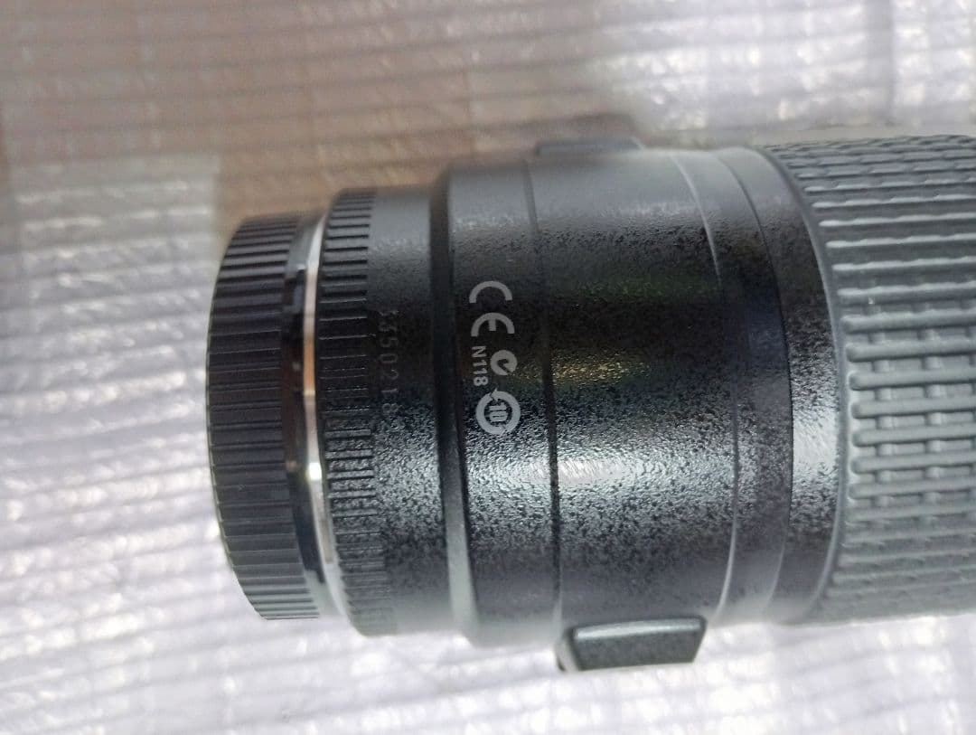 CANON EF70-300m 1:4-5.6 IS USM ズームレンズ