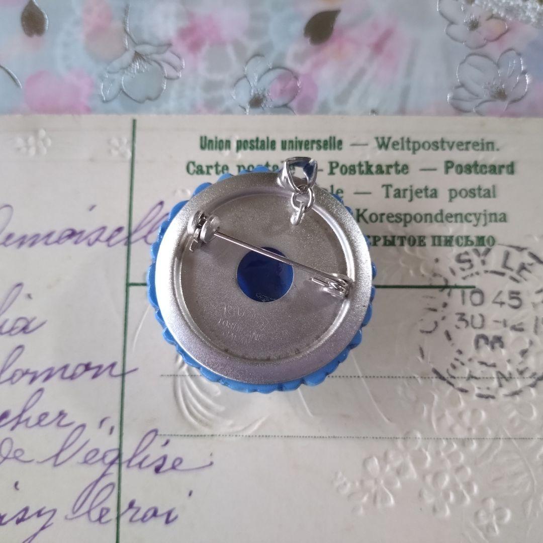 日本製ヴィンテージ　俊兼　トシカネ　有田焼　焼き物　ブルーフラワー　花　ブローチ