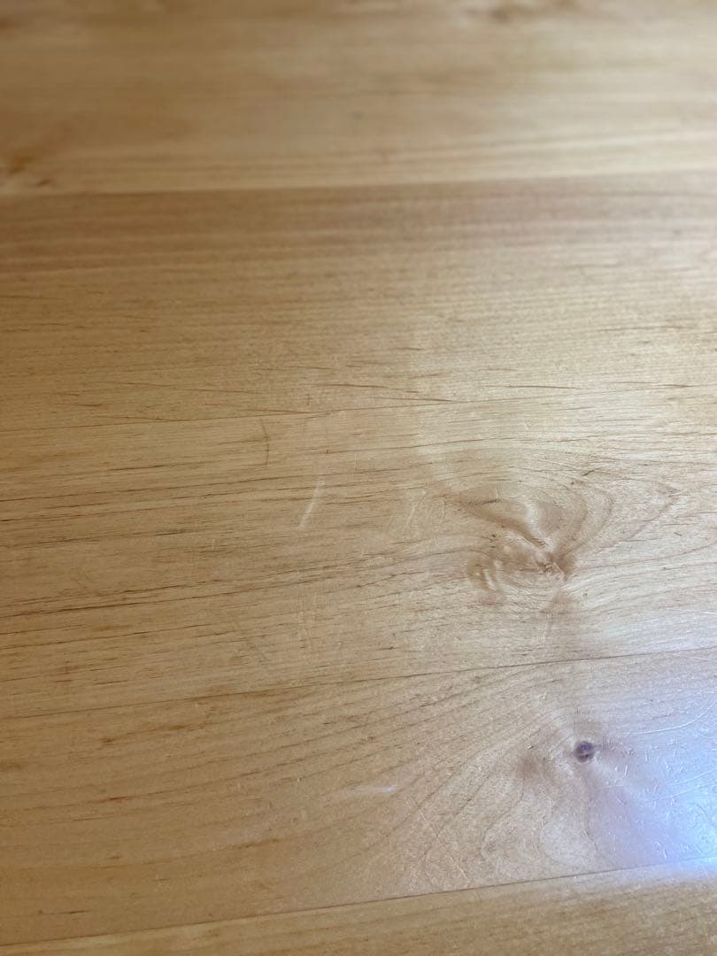 ニトリ　アルナス　ダイニングテーブル