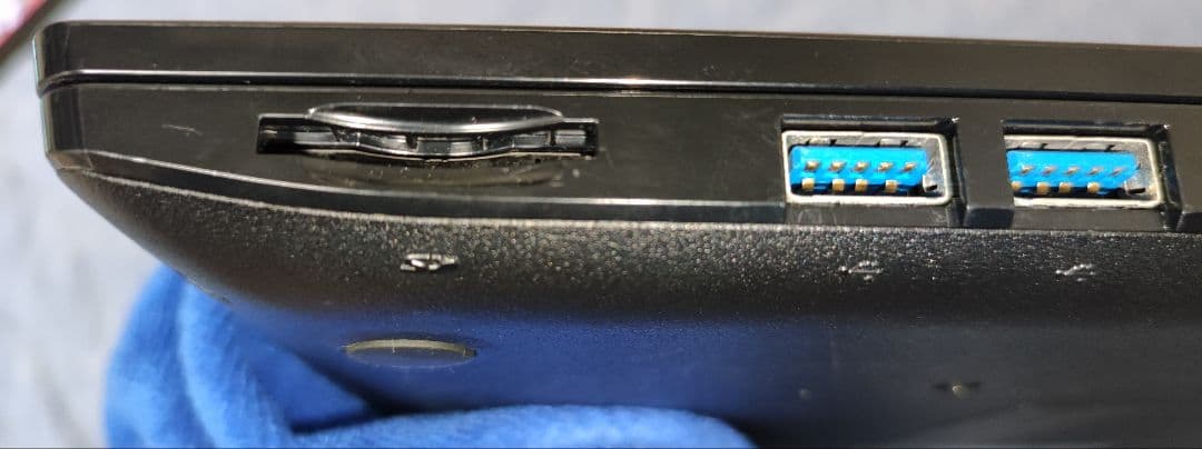 TOSHIBA dynabook黒 (windows11対応)