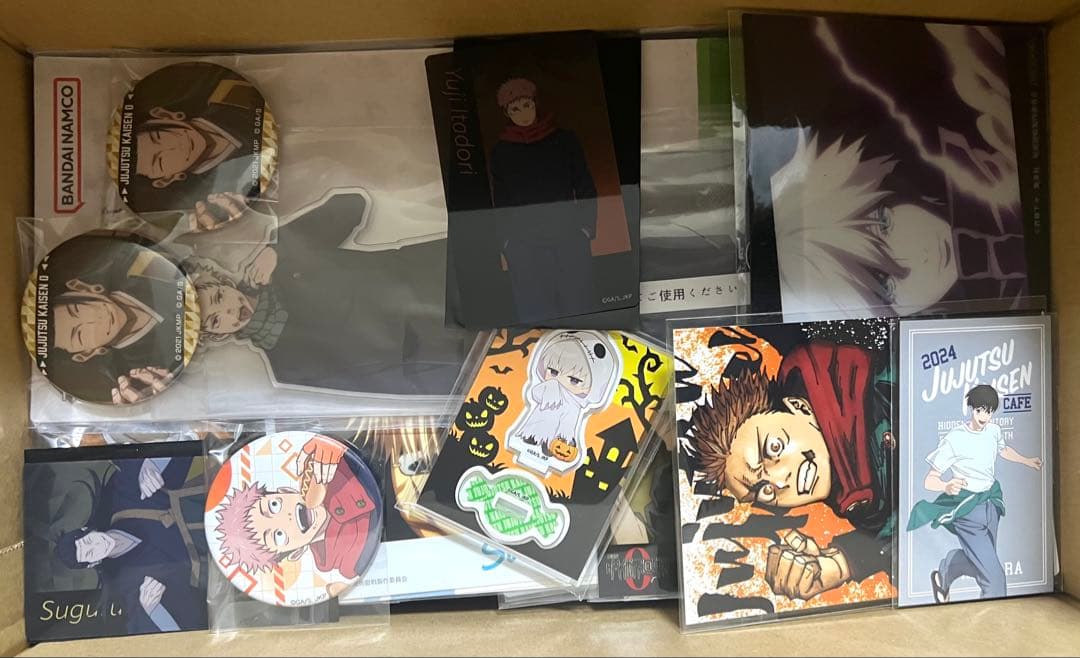 呪術廻戦 グッズ 缶バッジ アクリルスタンド カード 他 大量まとめ売り