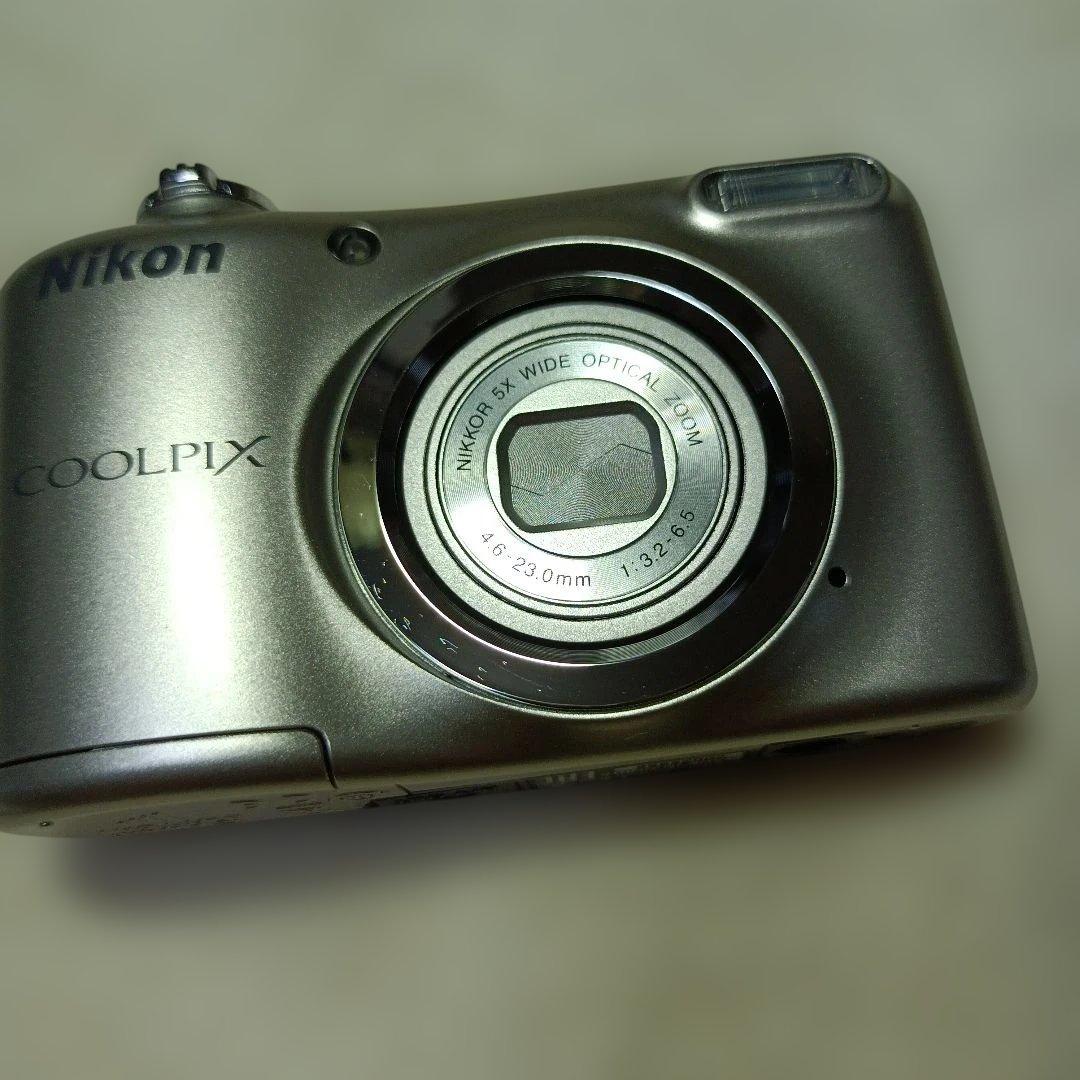 Nikon COOLPIX A10 コンパクトデジタルカメラ シルバー