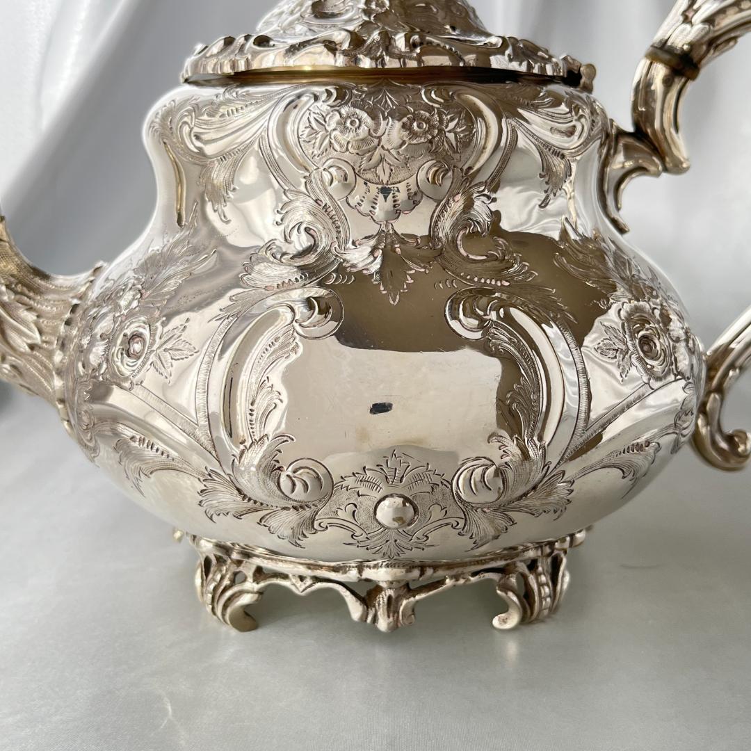 【英国 】 ファルコンとマスカロンのティーポット【シルバープレート】豪華！！