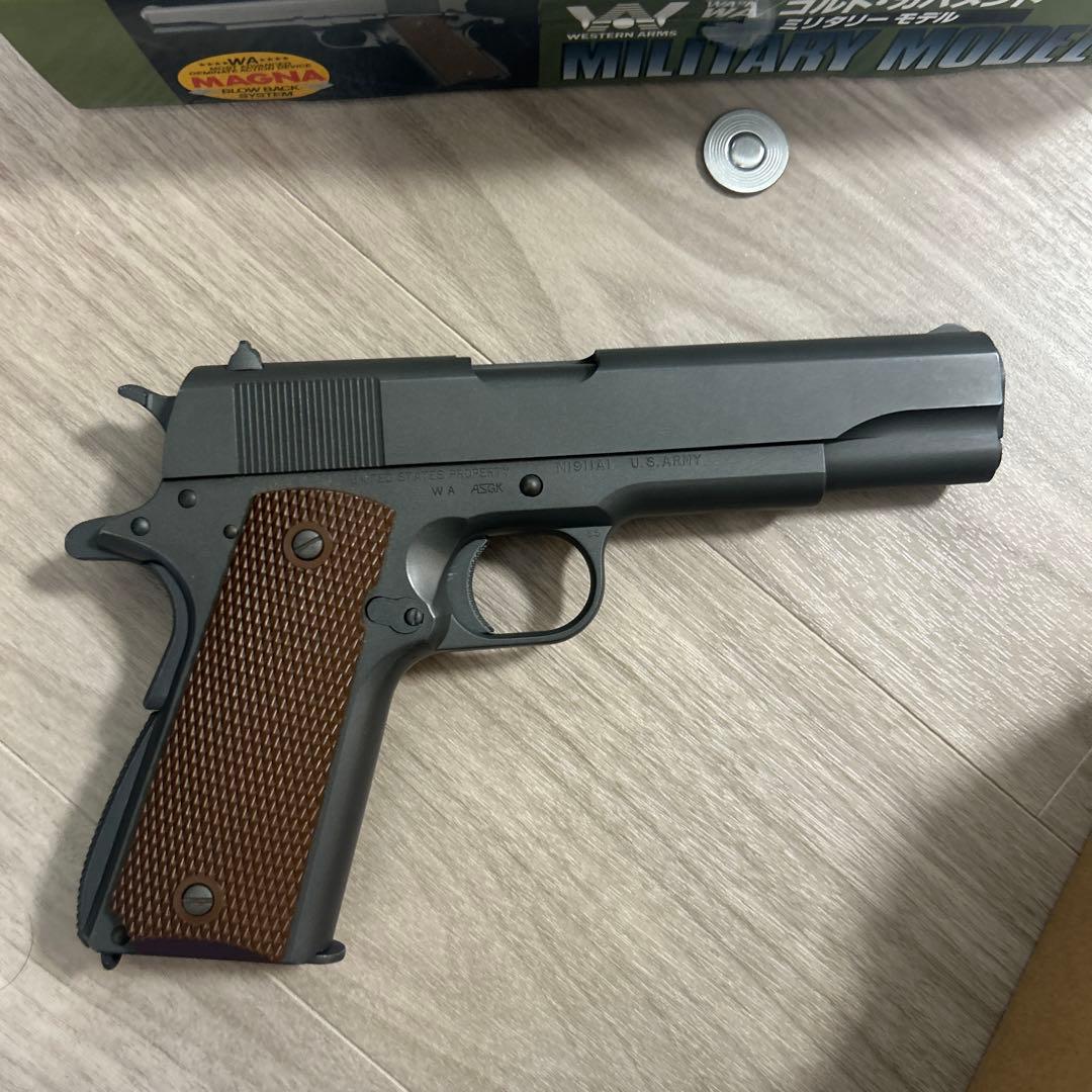 モデルガン　コルトガバメント