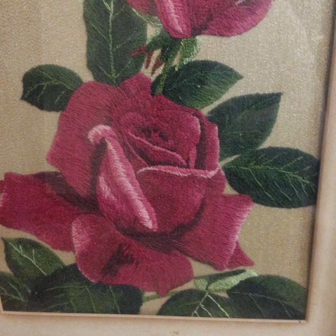バラ刺繍　額縁