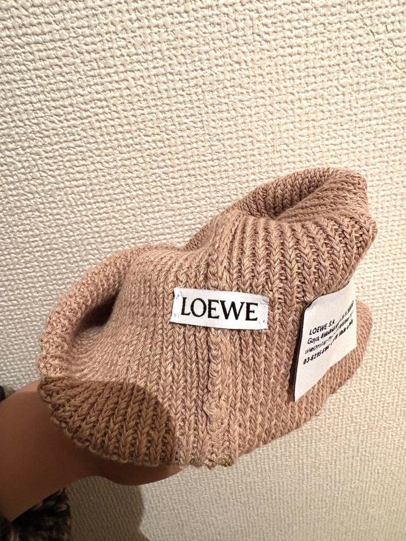 LOEWE アナグラム　ロゴ　レザービーニー　ニット帽