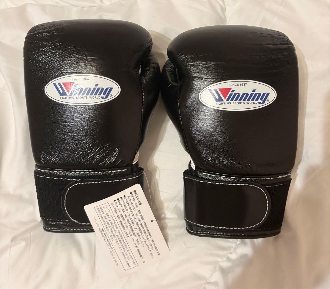 Winning ボクシンググローブ 8oz マジックテープ　式ブラック