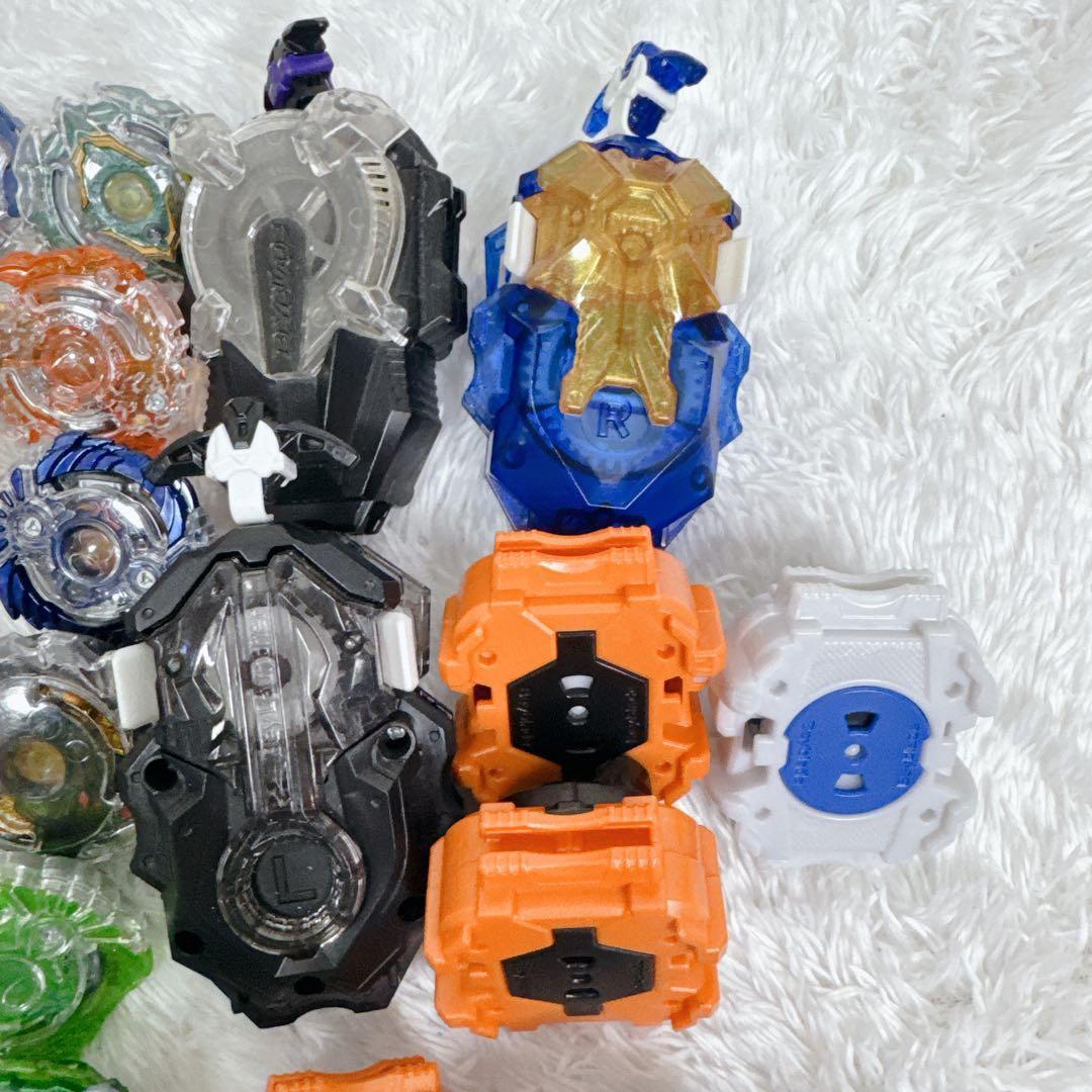 ベイブレードバースト 計129点 引退品 まとめ DB DU 付属パーツ有