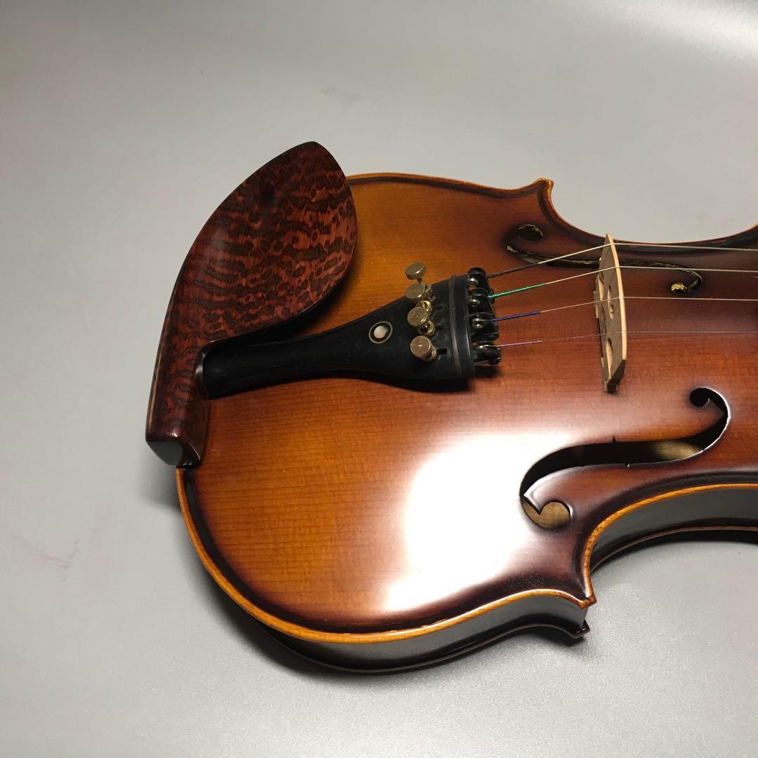 バイオリンフィッティング用アクセサリー　顎当て　スネークウッド　クローソンタイプ