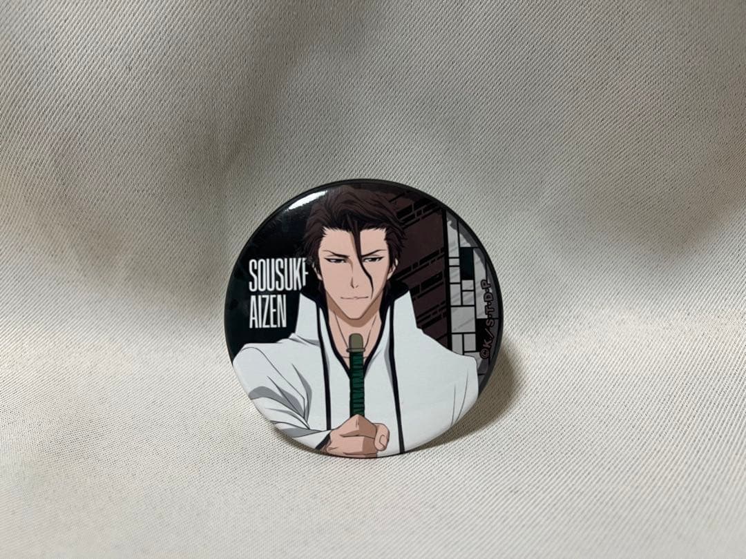 BLEACH ブリーチ　藍染惣右介　缶バッジ