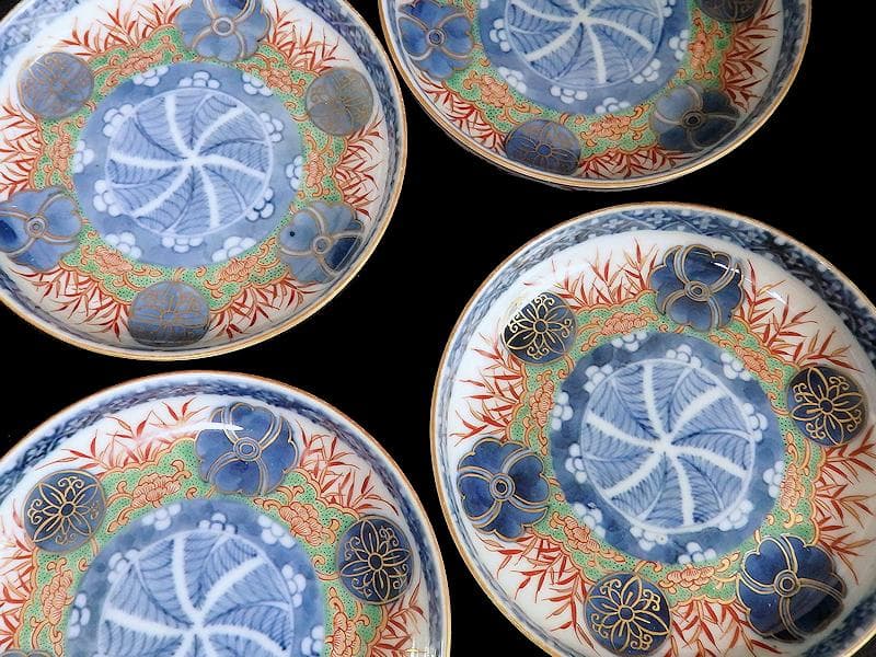 大聖寺古伊万里　金襴手　丸紋に笹の図　４寸皿　４枚　094AS-CAn