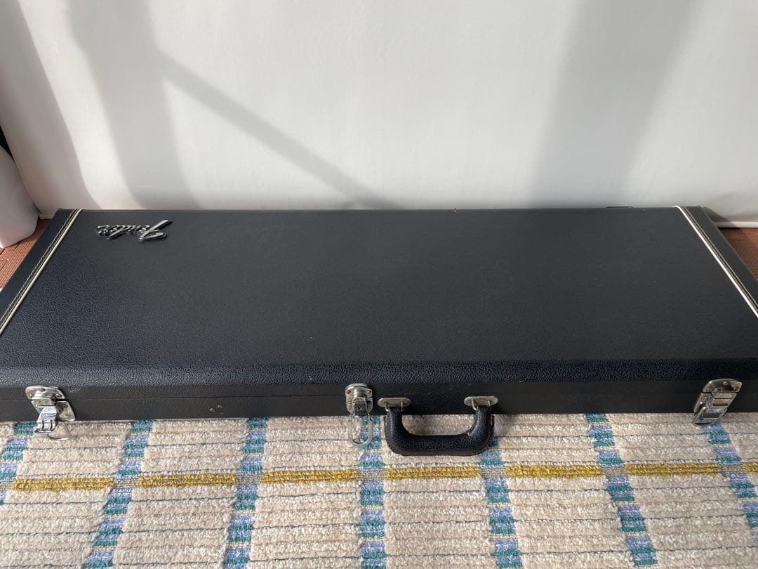 【希少カラー】Fender Japan ストラトキャスター Oシリアル LPB