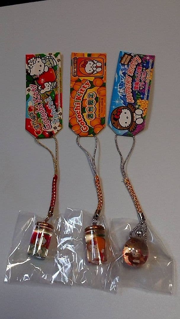 ハ*ー様 ご当地ハローキティ ストラップ12個セット 　ボトル