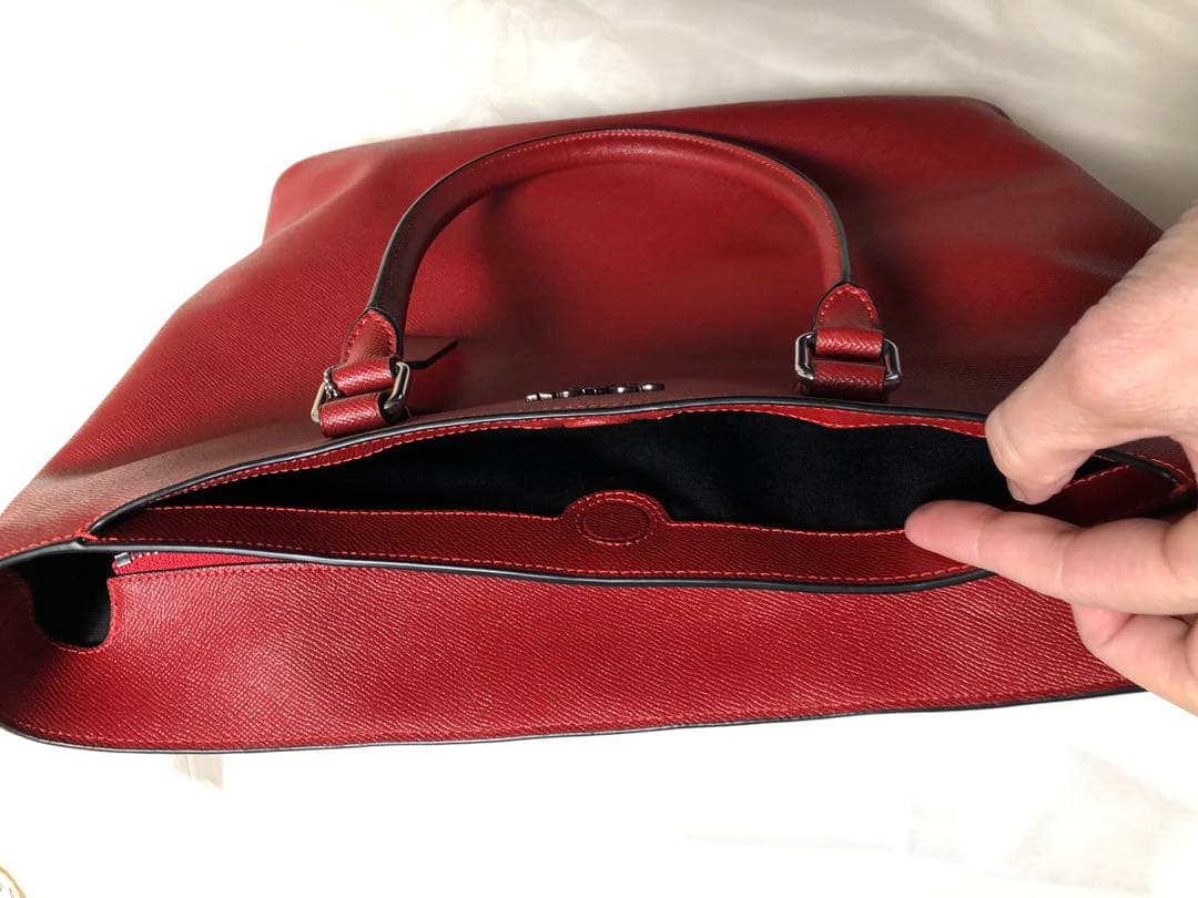 COACH レッド トートバッグ 外ポケット付き