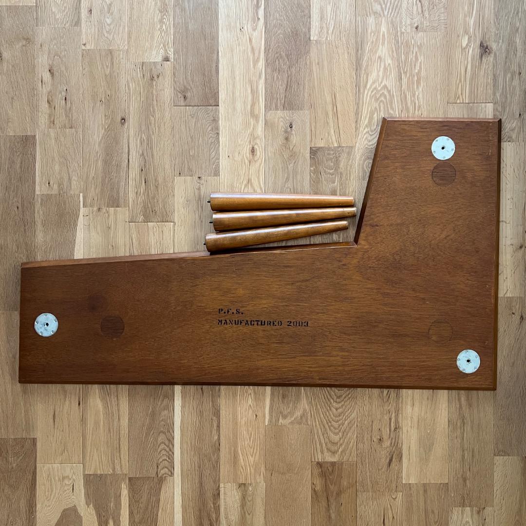 パシフィックファニチャーサービス　RUDDER TEA TABLE