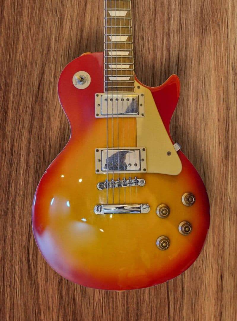 フォトジェニック のレスポールタイプ 美品 エレキギター