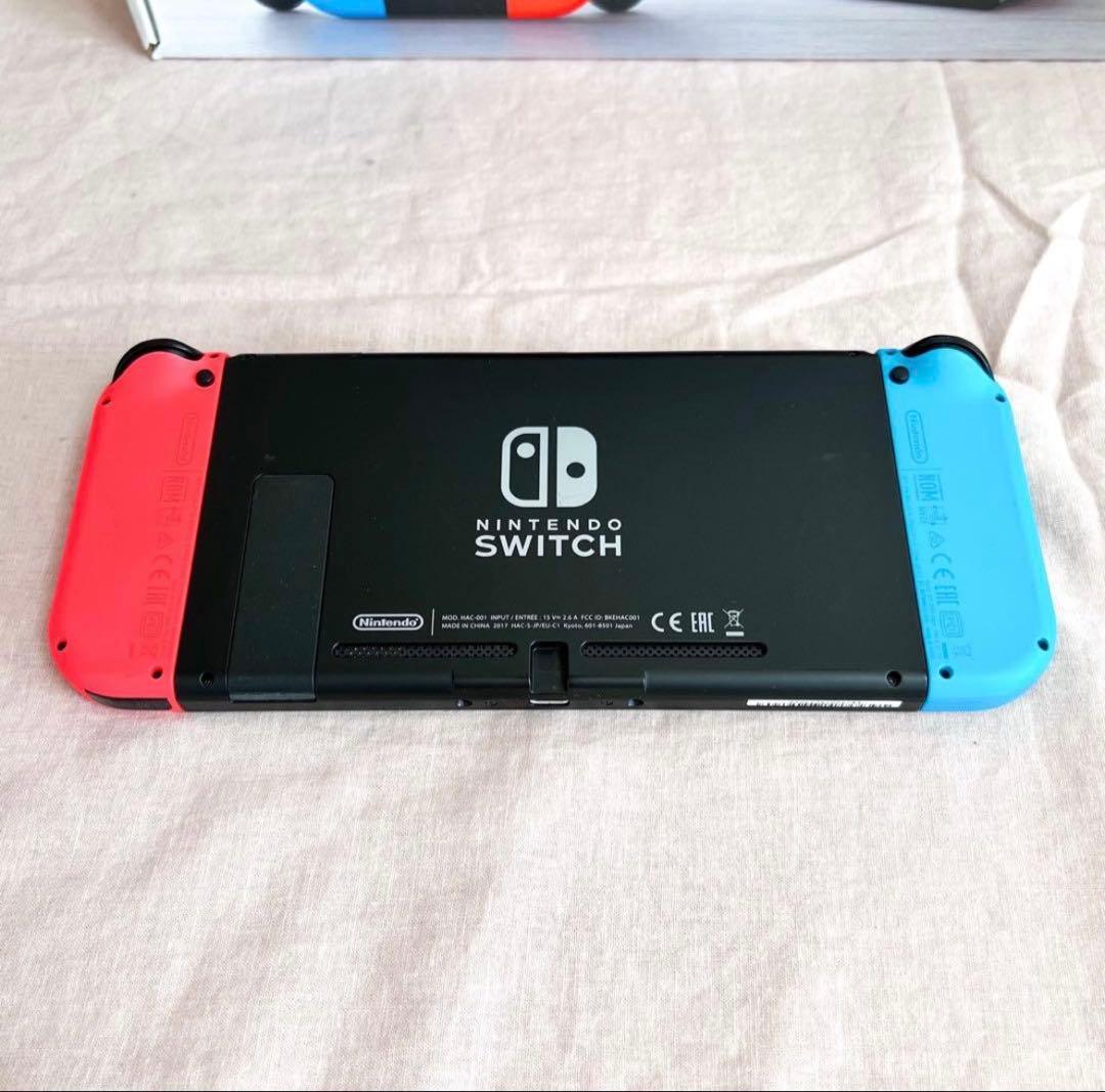 Nintendo Switch 本体ネオンブルー/ネオンレ ッド　ジョイコン付き