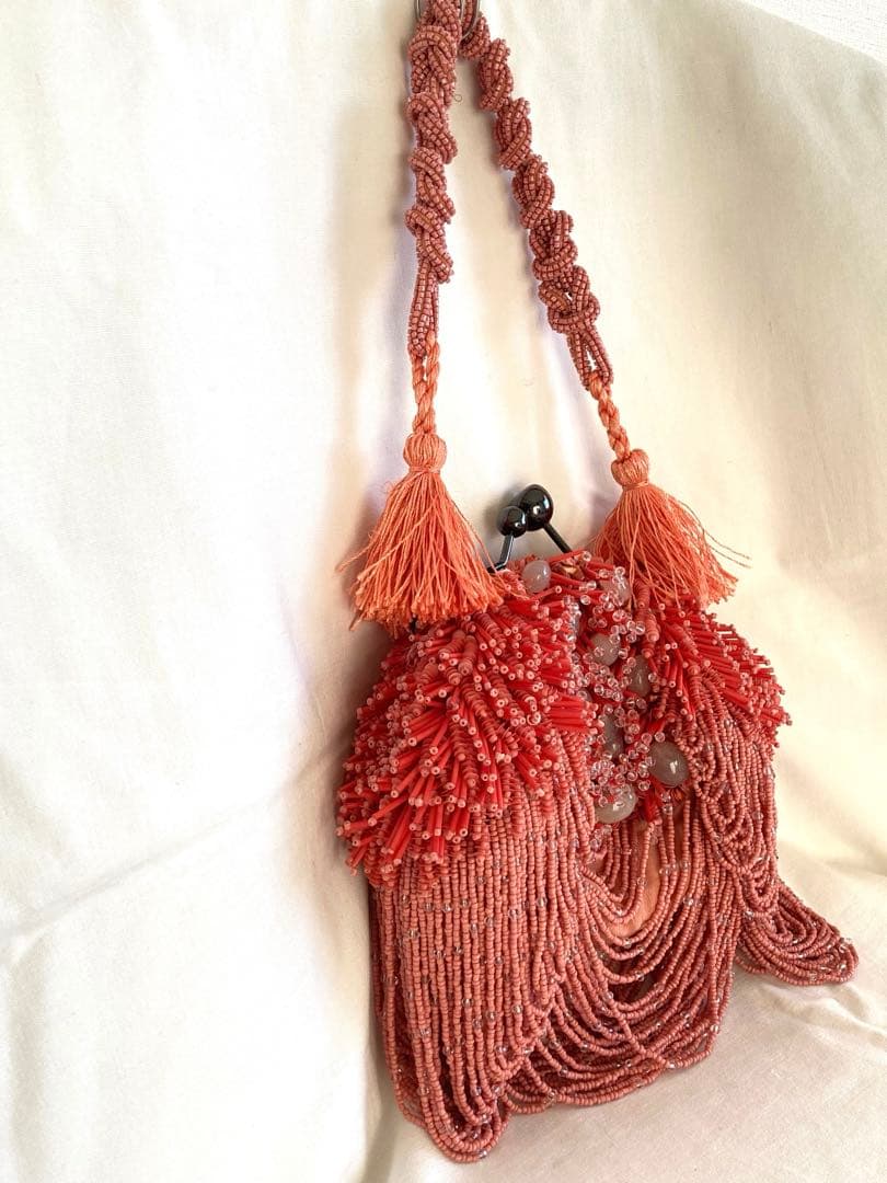 ジャマンピュエッシュ　ビーズドレープバッグ