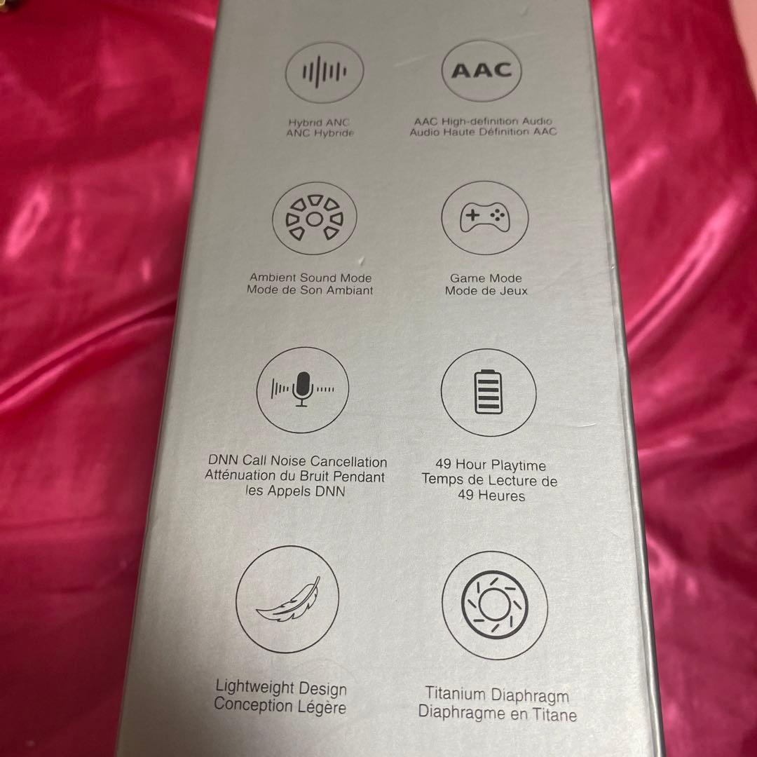 ヘッドホン EDIFIER W82ONB