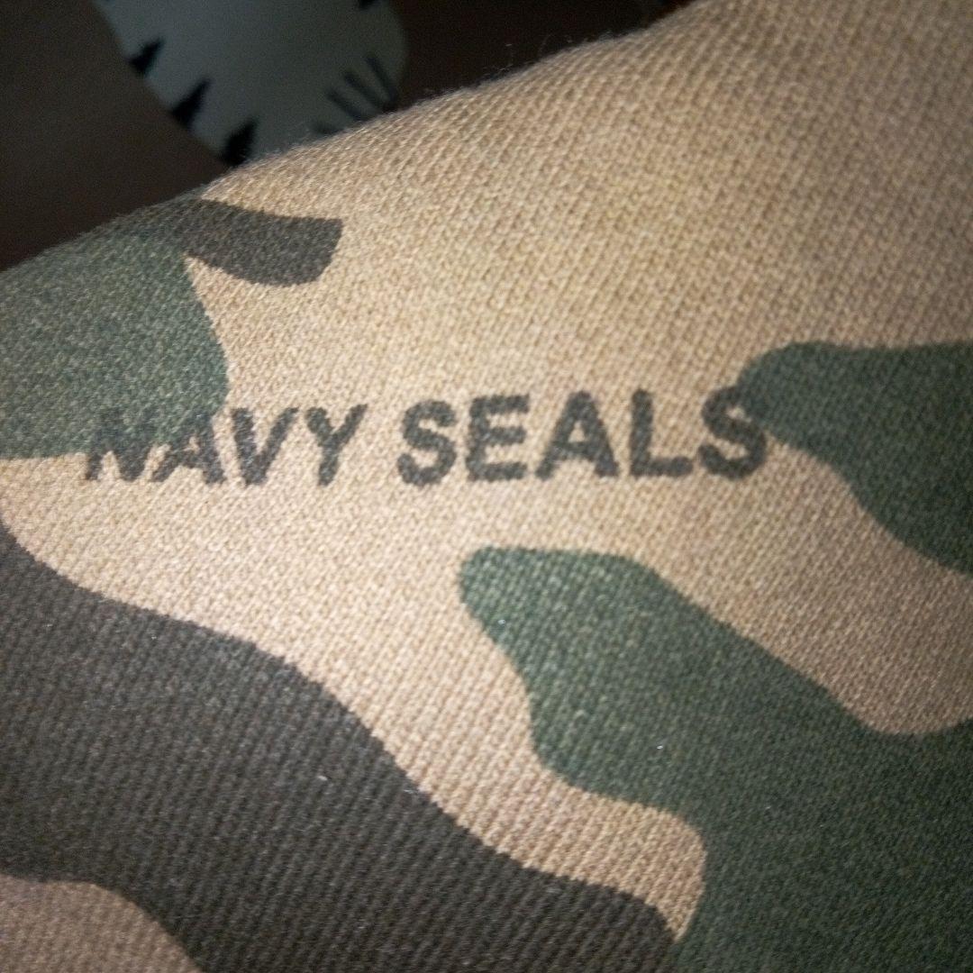 AVIREX U.S. アメリカ海軍特殊部隊迷信柄使用まさにミリタリーです。