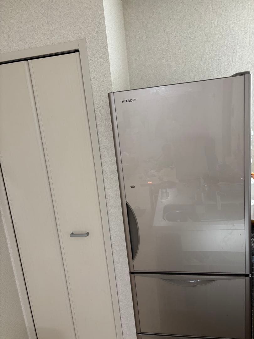 お値下げ！2016年製R-S3800GV 日立製冷蔵庫 375L 真空プラチナ付