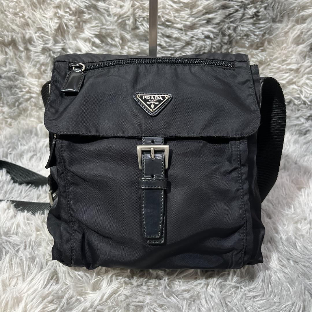 [大人気]プラダ　ＰＲＡＤＡ　ショルダーバッグ　ナイロン　カメラバッグ　三角ロゴ