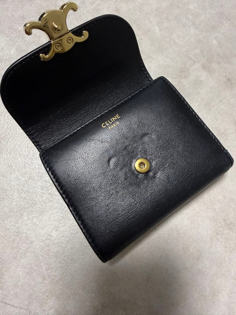 CELINE 二つ折り財布 黒 ゴールド金具