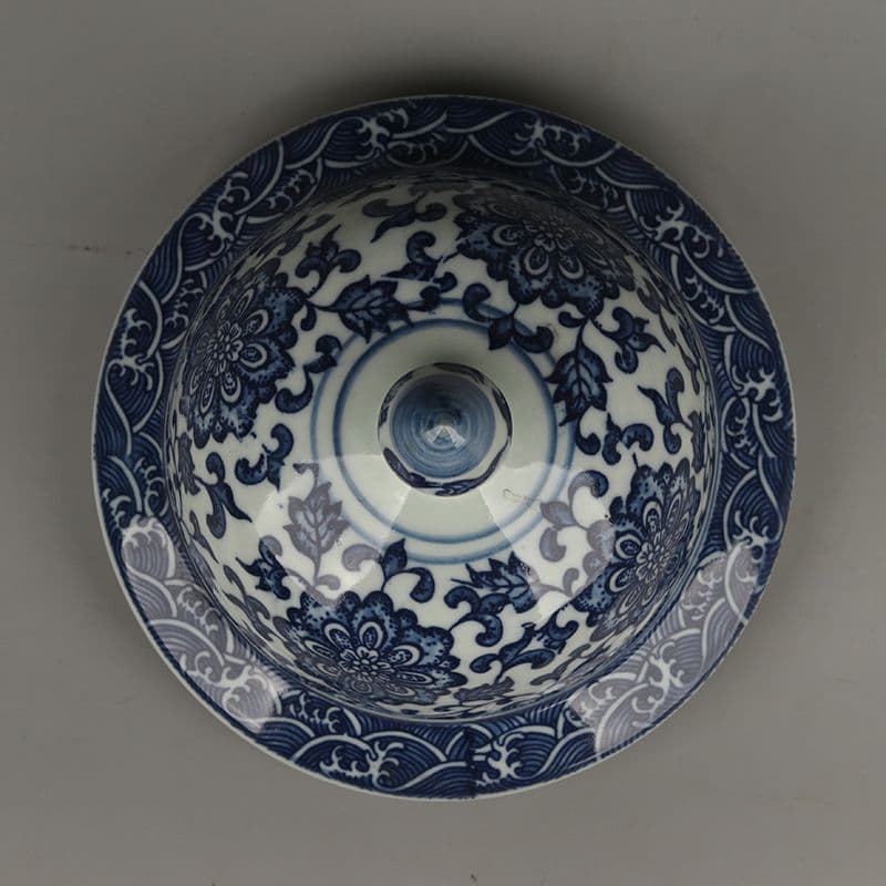 青花纏枝蓮紋将軍壺 景徳鎮 陶磁器 装飾品 現代工芸品 美術品 置物