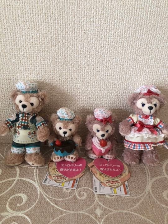 ダッフィー    シェリーメイ　ぬいぐるみバッチ　ストラップ
