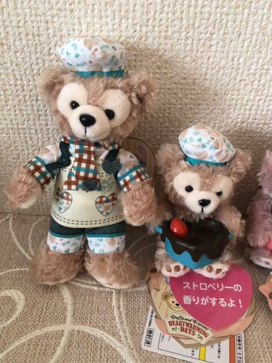 ダッフィー    シェリーメイ　ぬいぐるみバッチ　ストラップ