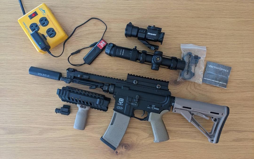 【夏休み特別最終値下げ】東京マルイ M4 パトリオットHC 付属品多数