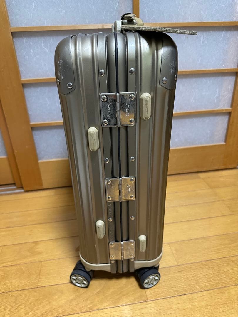 RIMOWA☆リモワスーツケース　トパーズチタニウム32L機内持ち込み可能