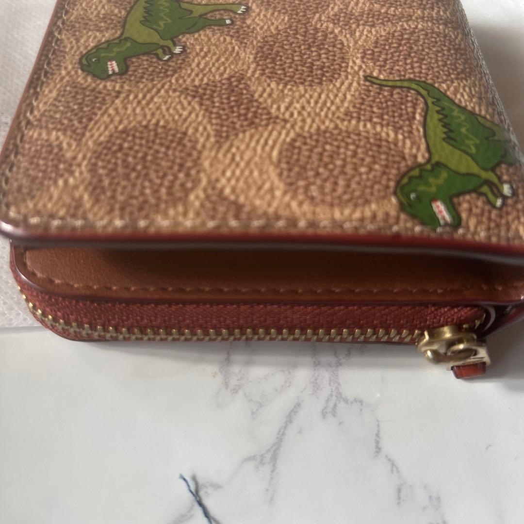 コーチ　財布　レキシー　COACH