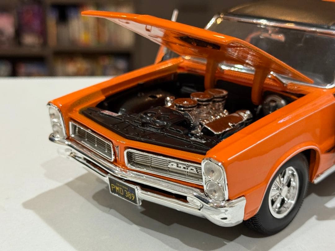 オレンジ GTO ミニカー