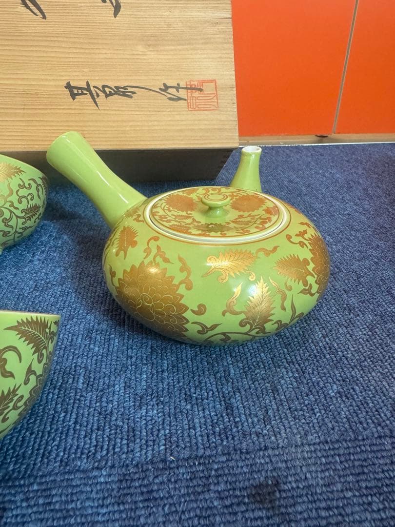 1800  希少　其泉　萌黄金欄手 茶器セット　急須1客　湯呑5客　金彩