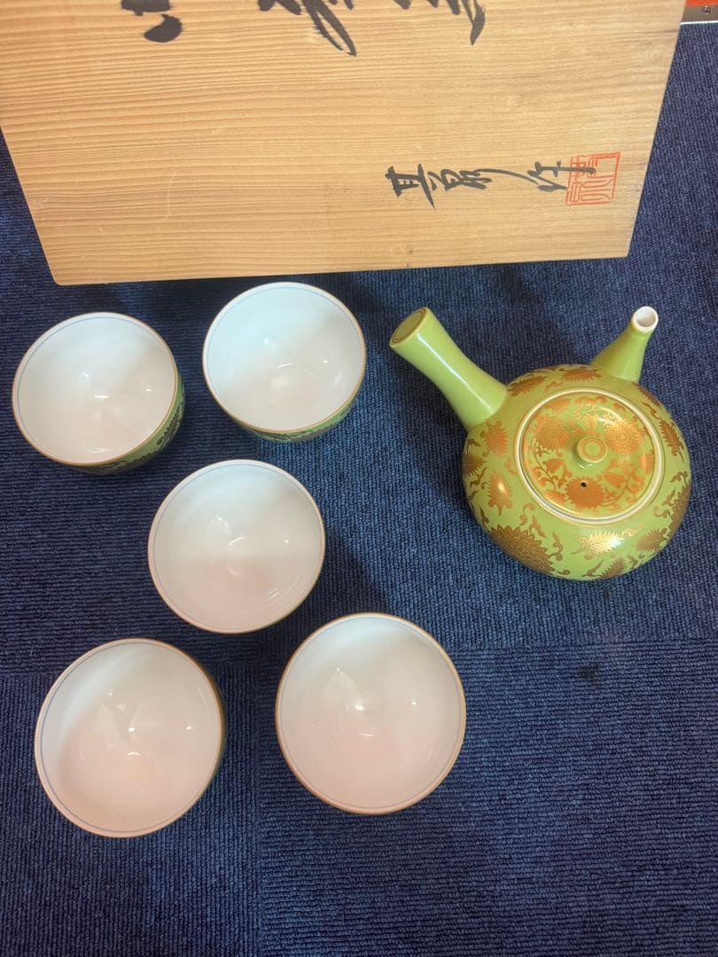 1800  希少　其泉　萌黄金欄手 茶器セット　急須1客　湯呑5客　金彩
