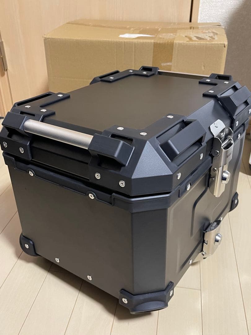 バイク用　リアボックス　ブラック