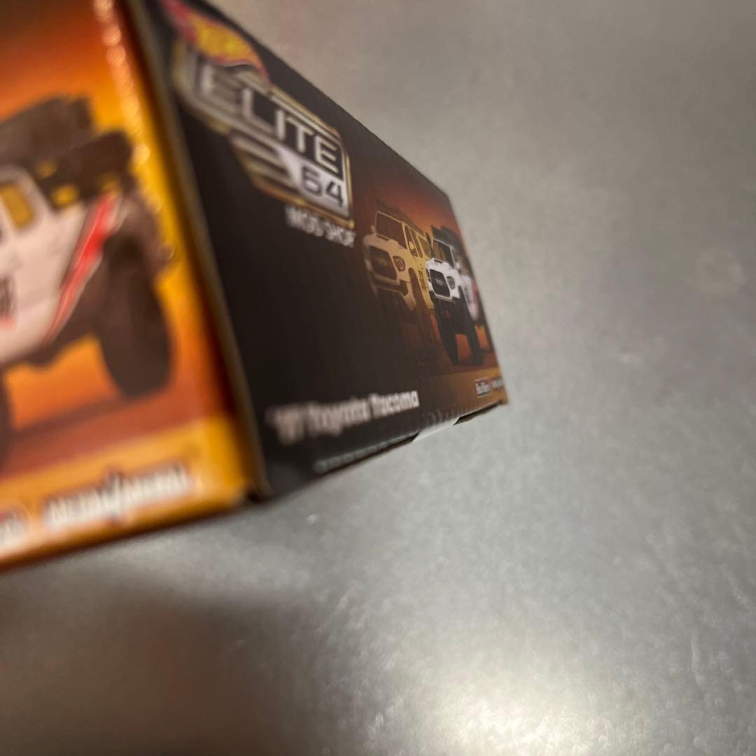 未開封Elite 64 Mod Shop '17 Toyota Tacoma