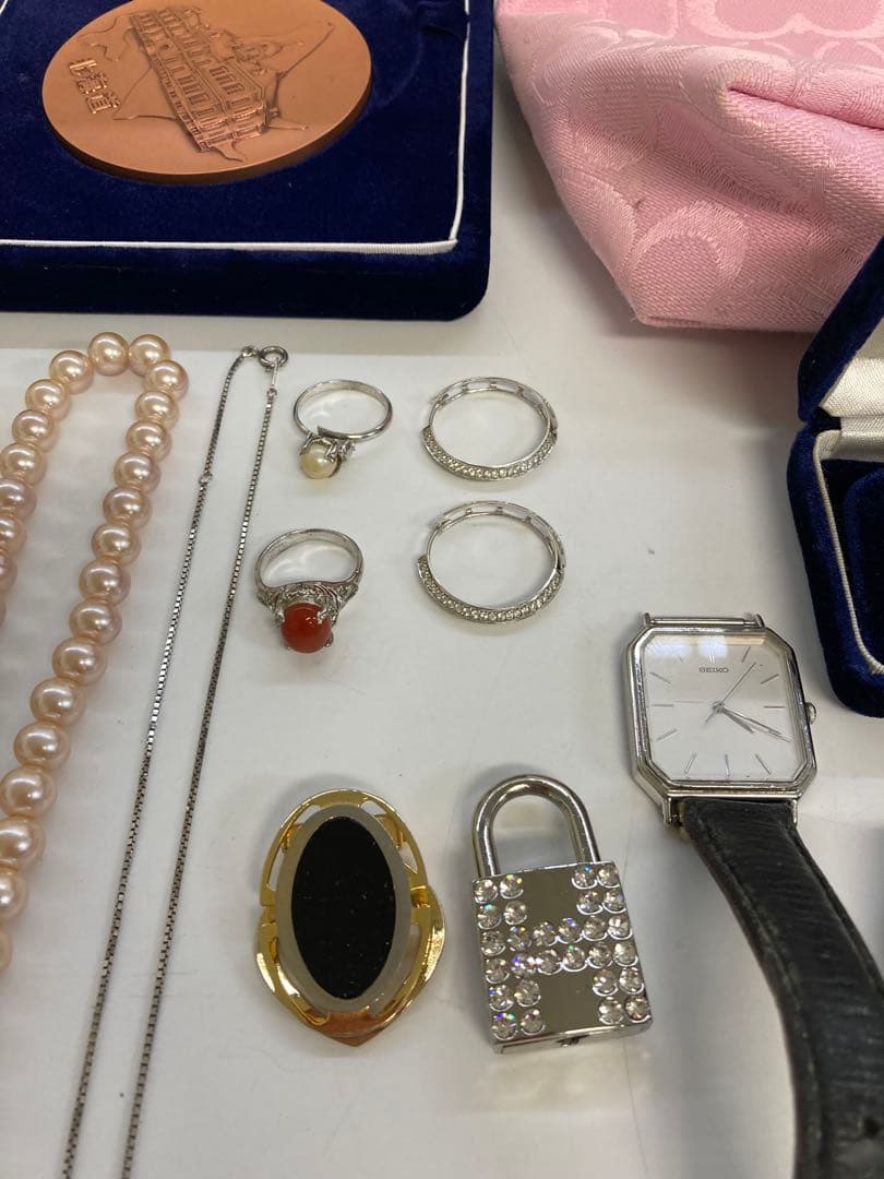 本日限り特価！　遺品整理 生前整理 アクセサリー  ジュエリー等まとめ売り