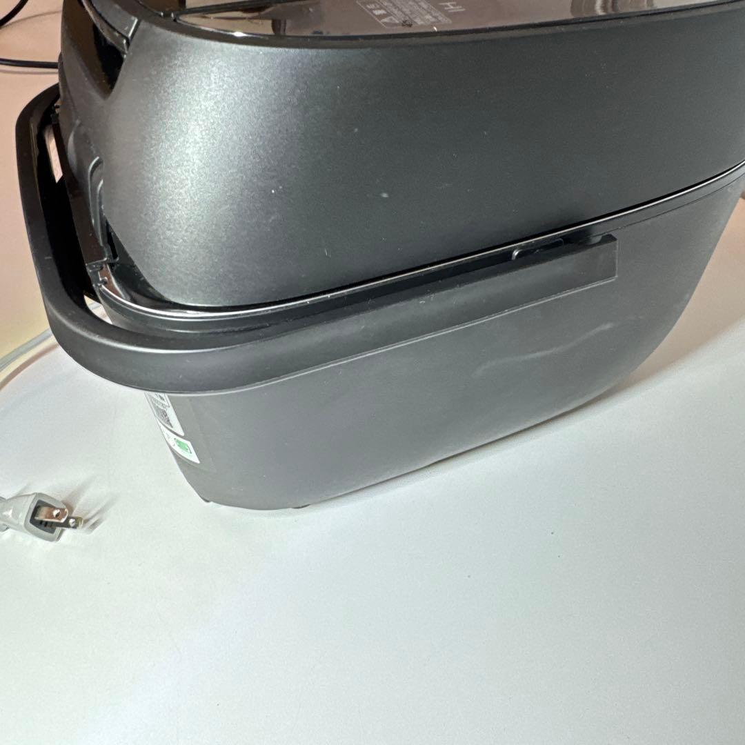 2022年製　Panasonic　SR-MPA102 可変圧力IHジャー炊飯器