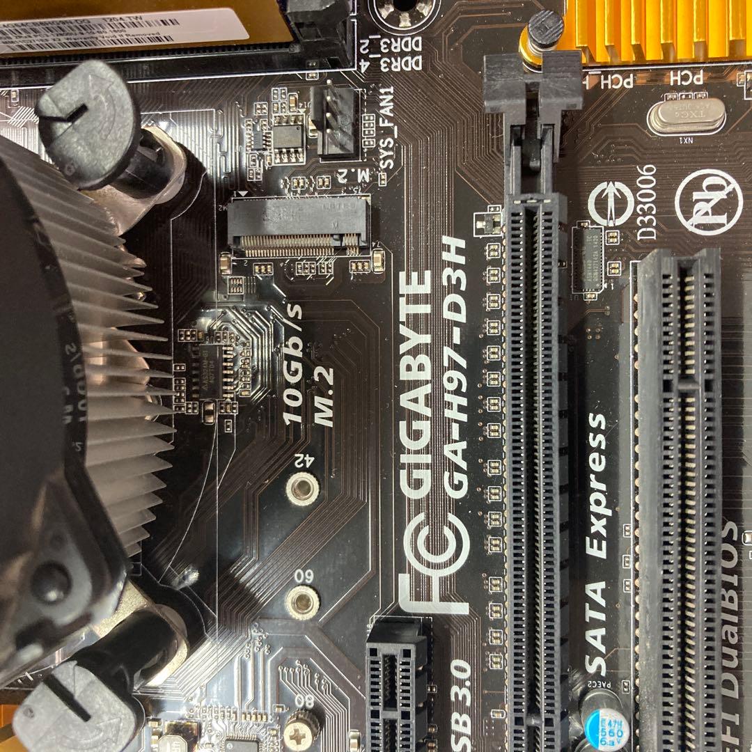 【週末値引き中！】gtx750ti i7-4770,H97,16gb,256gb