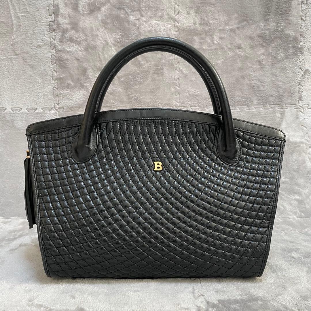 【極美品】BALLY バリー ハンドバッグ キルティング タッセル ロゴ金具 黒