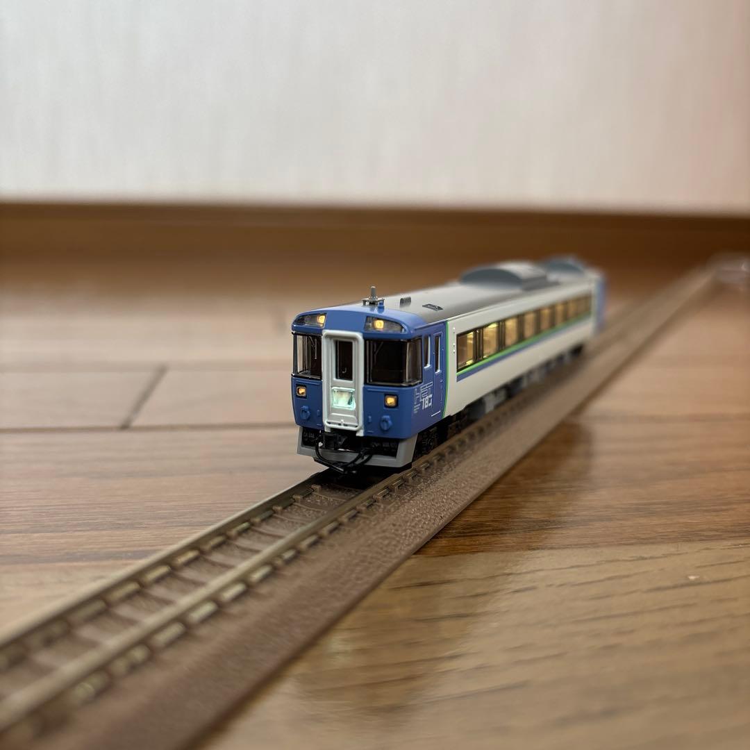 トミックス 92781 キハ183 系 2550 【室内灯付】基本、増結セット