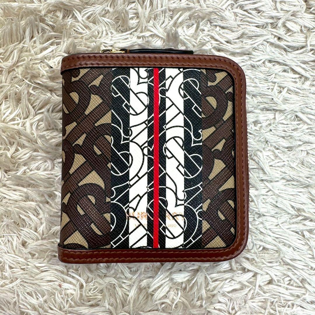 【美品】バーバリー 二つ折り財布 ブラウン TB 総柄 モノグラム