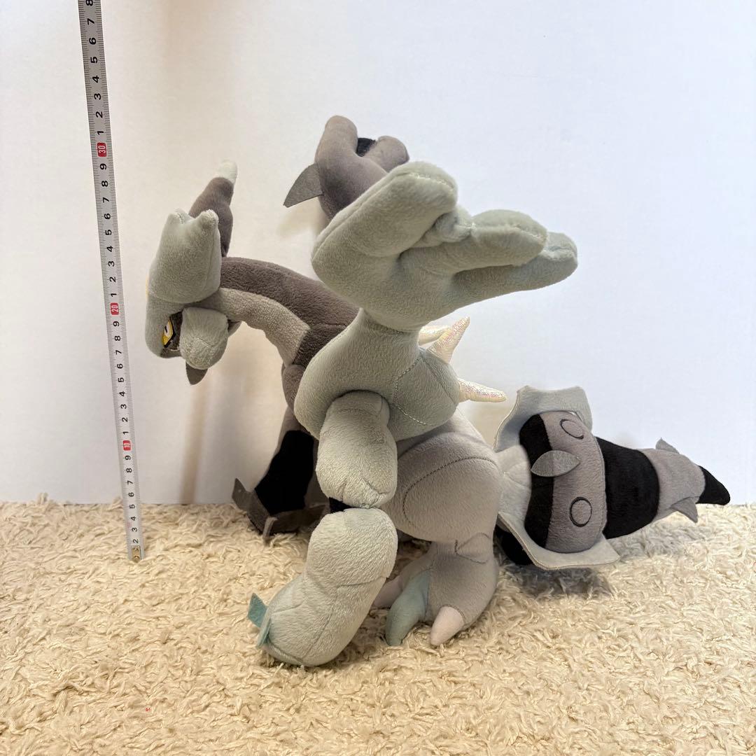 キュレム　ぬいぐるみ　ホワイトキュレム　ブラックキュレム　タカラトミー　TOMI